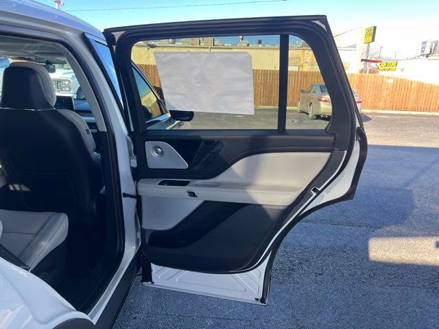 2026 White Metallic Lincoln Aviator Reserve RWD SUV