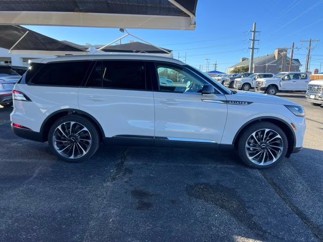 2026 White Metallic Lincoln Aviator Reserve RWD SUV