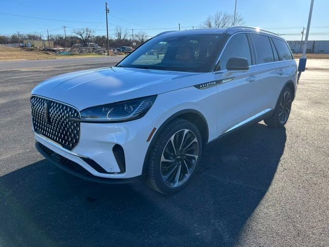2026 White Metallic Lincoln Aviator Reserve AWD SUV