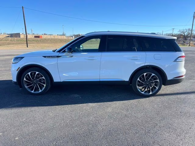 2026 White Metallic Lincoln Aviator Reserve AWD SUV