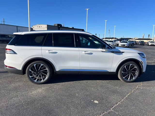 2026 White Metallic Lincoln Aviator Reserve AWD SUV