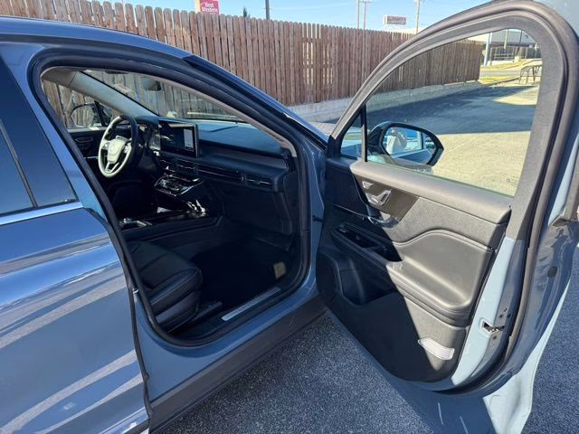 2025 Blue Metallic Lincoln Corsair Premiere AWD SUV