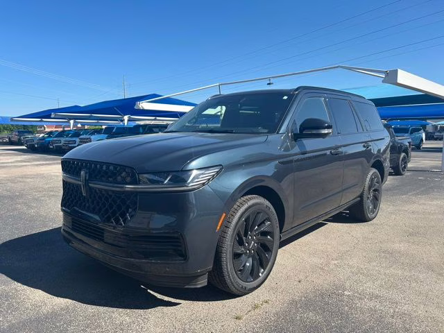 2026 Blue Metallic Lincoln Navigator Reserve 4X4 SUV