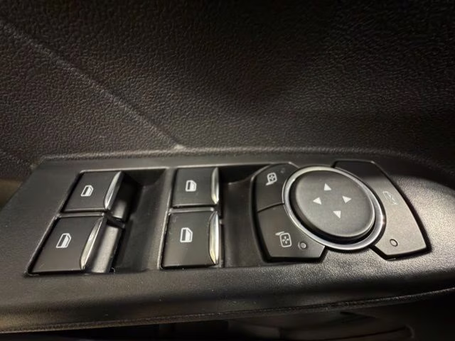 2024 Star White Metallic Tri-Coat Ford Escape ST-Line Select AWD SUV