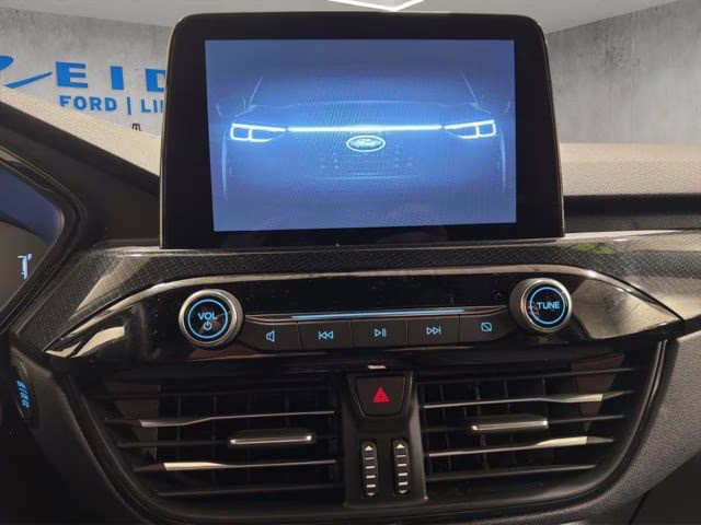 2024 Star White Metallic Tri-Coat Ford Escape ST-Line Select AWD SUV