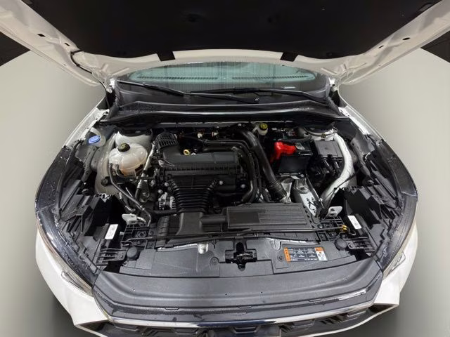 2024 Star White Metallic Tri-Coat Ford Escape ST-Line Select AWD SUV