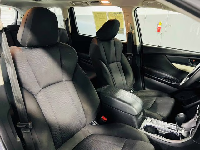 2019 Ice Silver Metallic Subaru Ascent Base AWD SUV