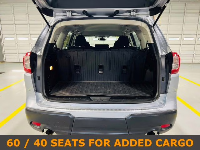 2019 Ice Silver Metallic Subaru Ascent Base AWD SUV