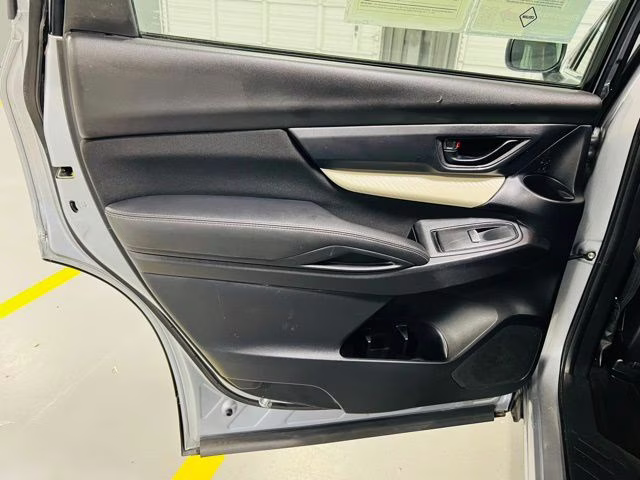 2019 Ice Silver Metallic Subaru Ascent Base AWD SUV