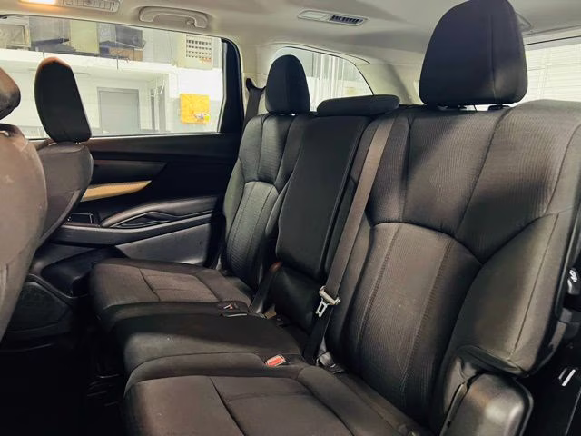 2019 Ice Silver Metallic Subaru Ascent Base AWD SUV