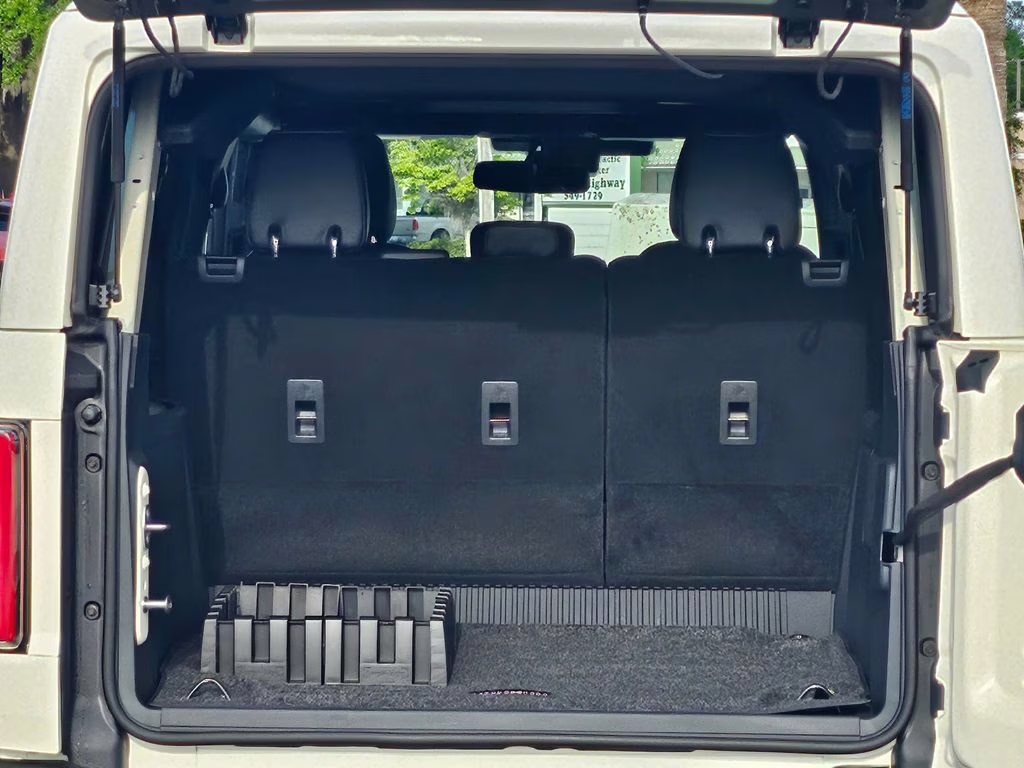 2026 Wimbledon White Ford Bronco Outer Banks 4X4 SUV