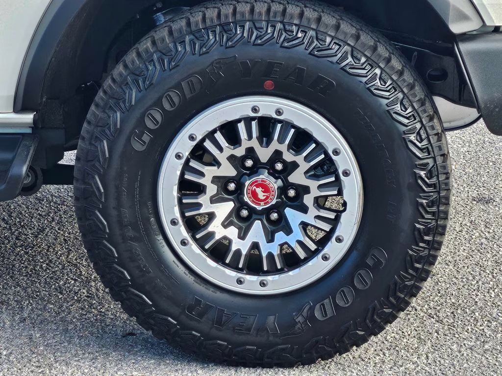 2026 Wimbledon White Ford Bronco Outer Banks 4X4 SUV