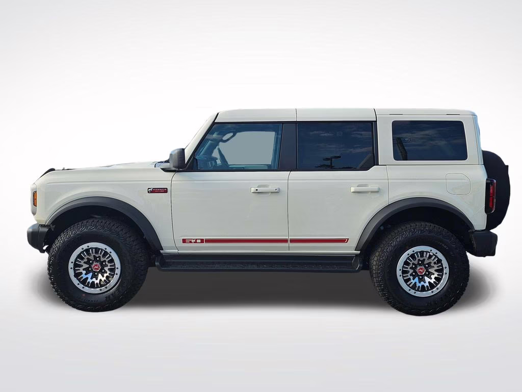 2026 Wimbledon White Ford Bronco Outer Banks 4X4 SUV