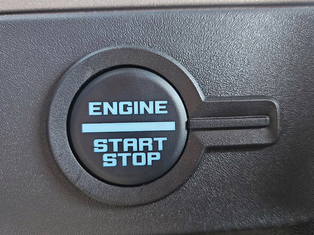 2026 Wimbledon White Ford Bronco Outer Banks 4X4 SUV