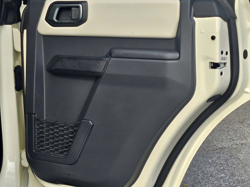 2026 Wimbledon White Ford Bronco Outer Banks 4X4 SUV