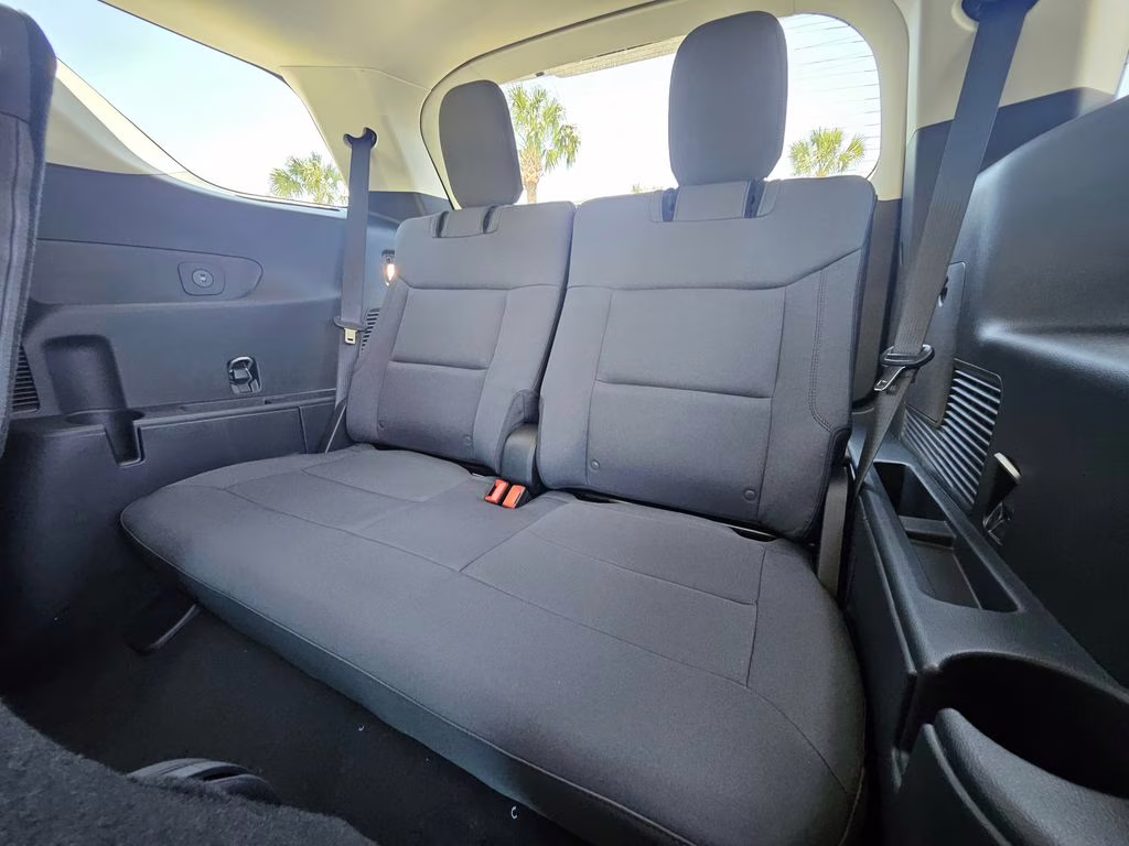 2026 Agate Black Metallic Ford Explorer Active RWD SUV