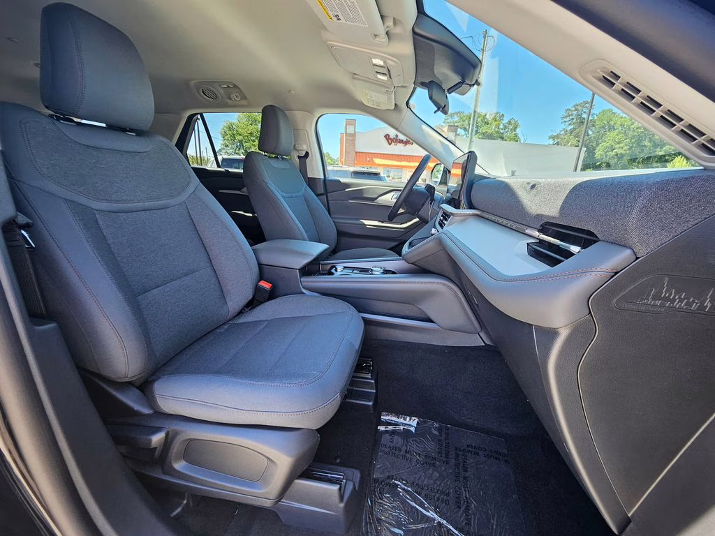 2026 Agate Black Metallic Ford Explorer Active RWD SUV