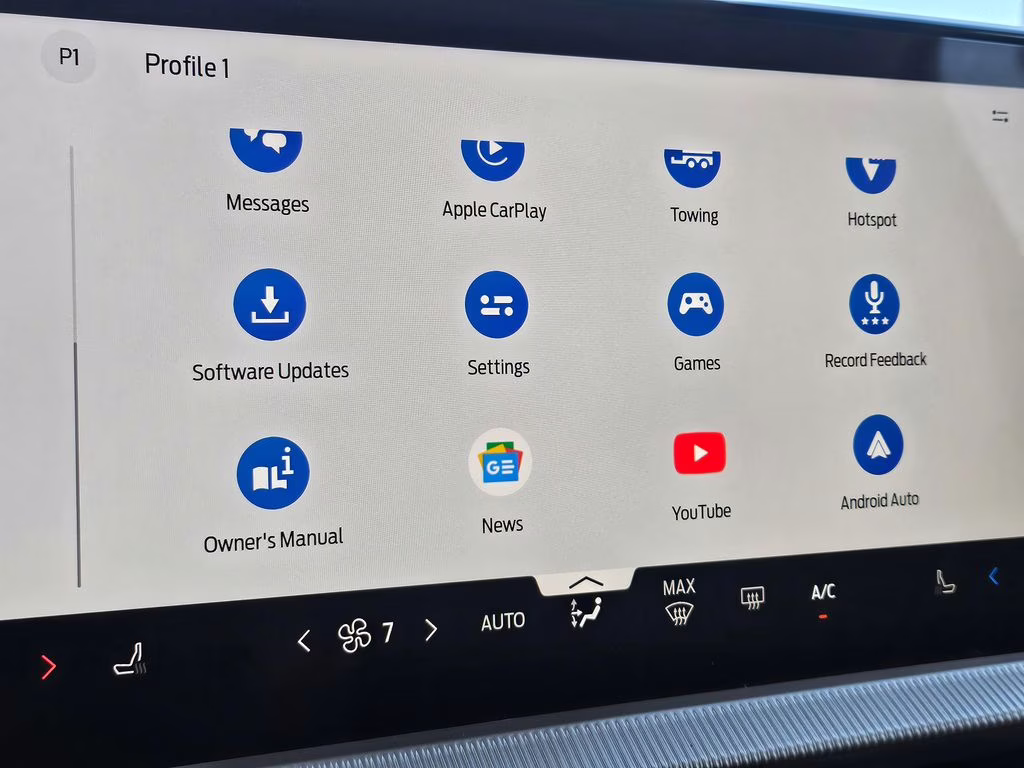 2026 Agate Black Metallic Ford Explorer Active RWD SUV