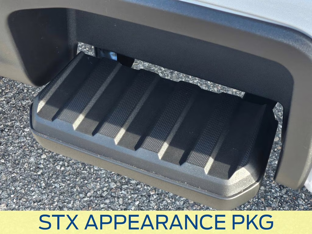 2026 Oxford White Ford Super Duty F-250 SRW XL 4X4 Truck