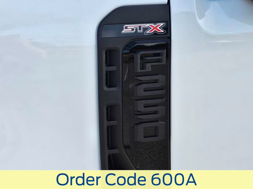 2026 Oxford White Ford Super Duty F-250 SRW XL 4X4 Truck