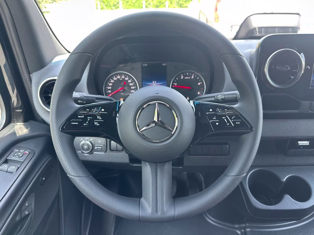 2026 Obsidian Mercedes-Benz Sprinter 3500 Cargo 170 WB RWD Van