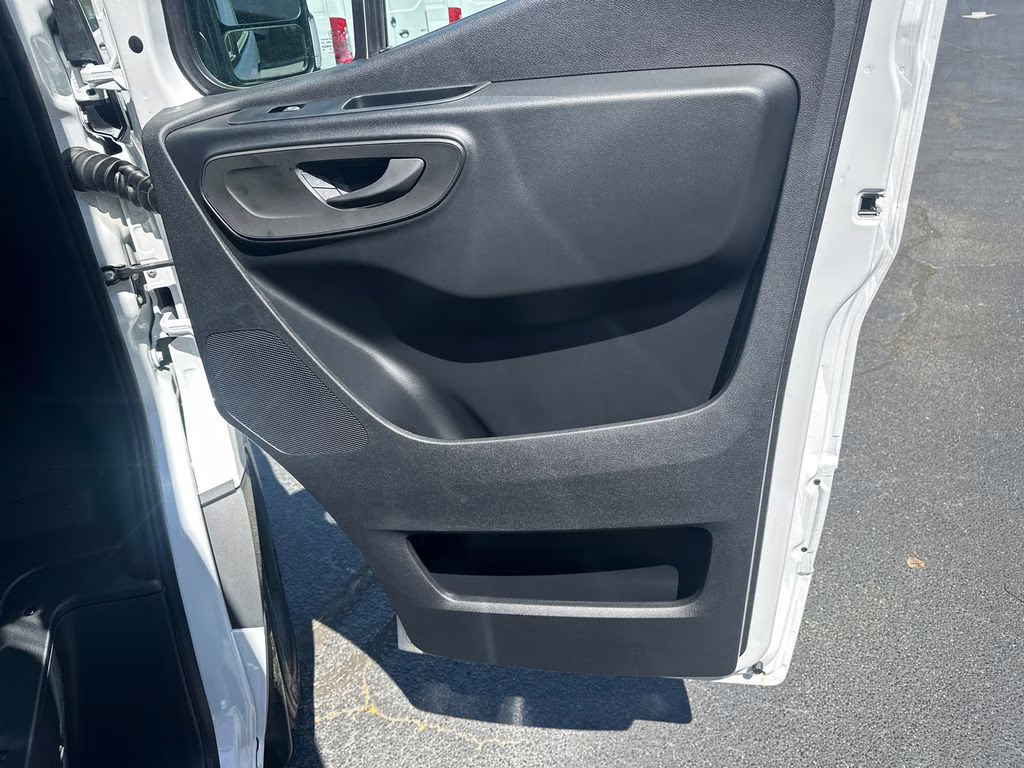 2026 Arctic Mercedes-Benz Sprinter 2500 Cargo 170 WB RWD Van