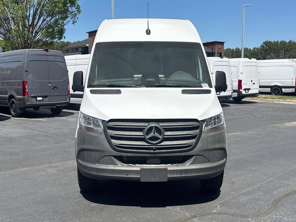 2026 Arctic Mercedes-Benz Sprinter 2500 Cargo 170 WB RWD Van