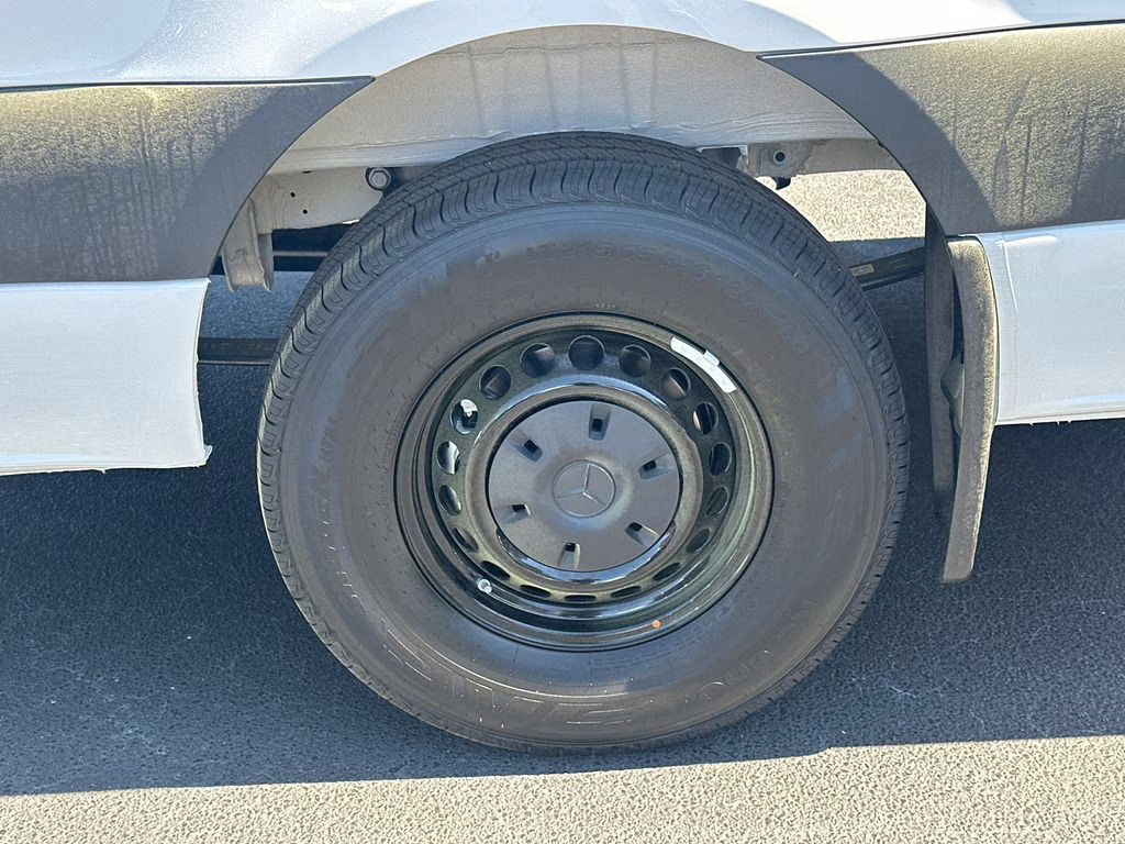 2026 Arctic Mercedes-Benz Sprinter 2500 Cargo 170 WB RWD Van