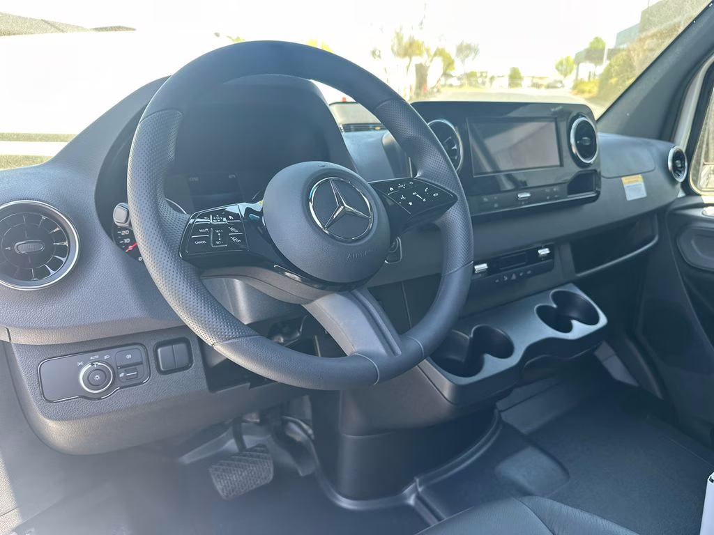 2026 Arctic Mercedes-Benz Sprinter 2500 Cargo 170 WB RWD Van
