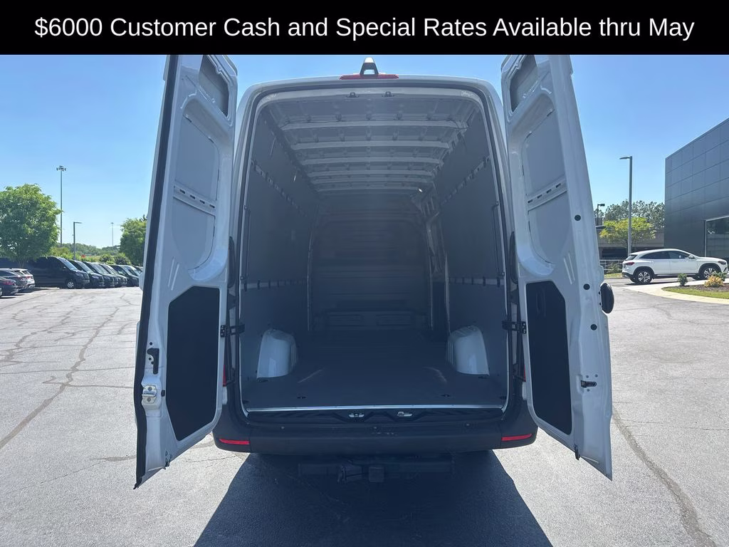 2025 Arctic Mercedes-Benz Sprinter 2500 Cargo 170 WB RWD Van