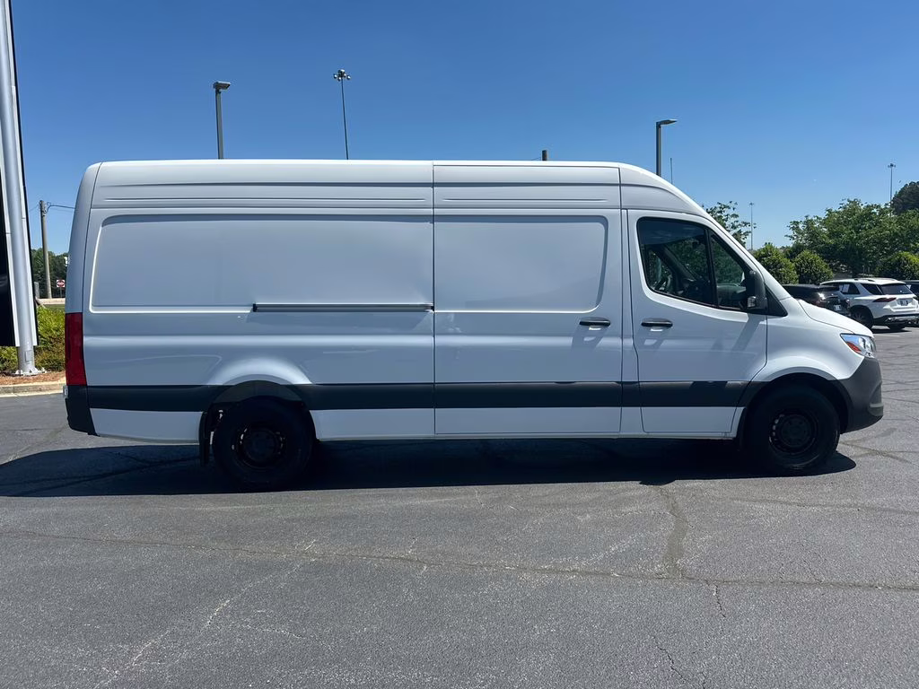 2025 Arctic Mercedes-Benz Sprinter 2500 Cargo 170 WB RWD Van