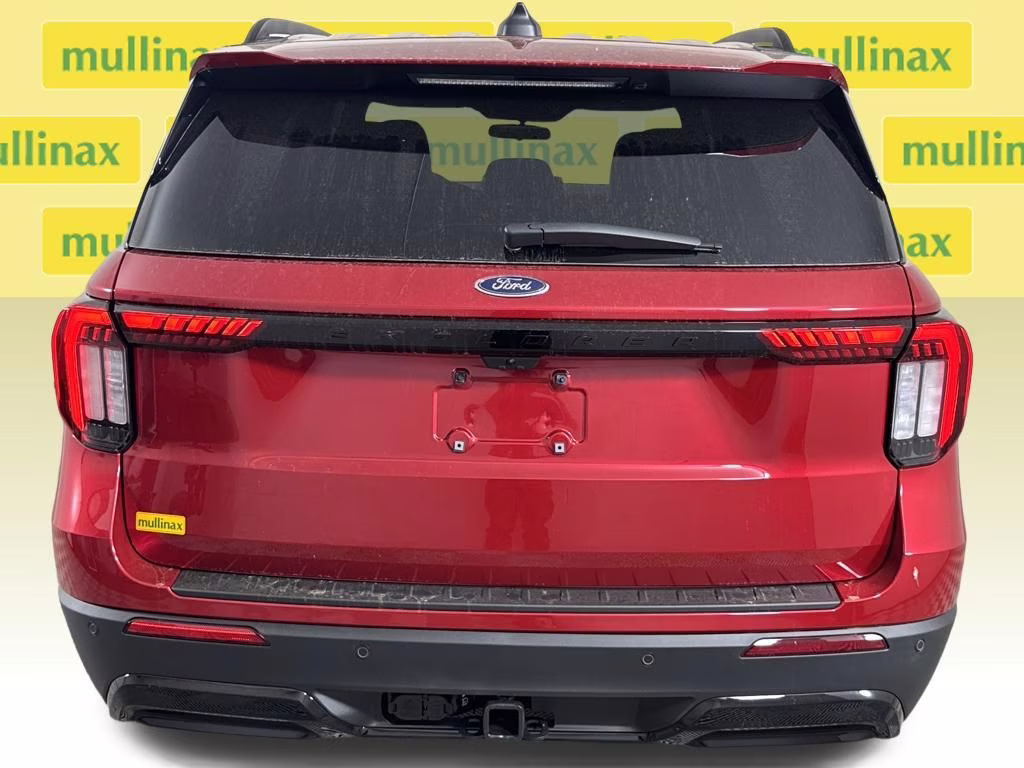 2026 Rapid Red Metallic Tinted Clearcoat Ford Explorer ST-Line RWD SUV