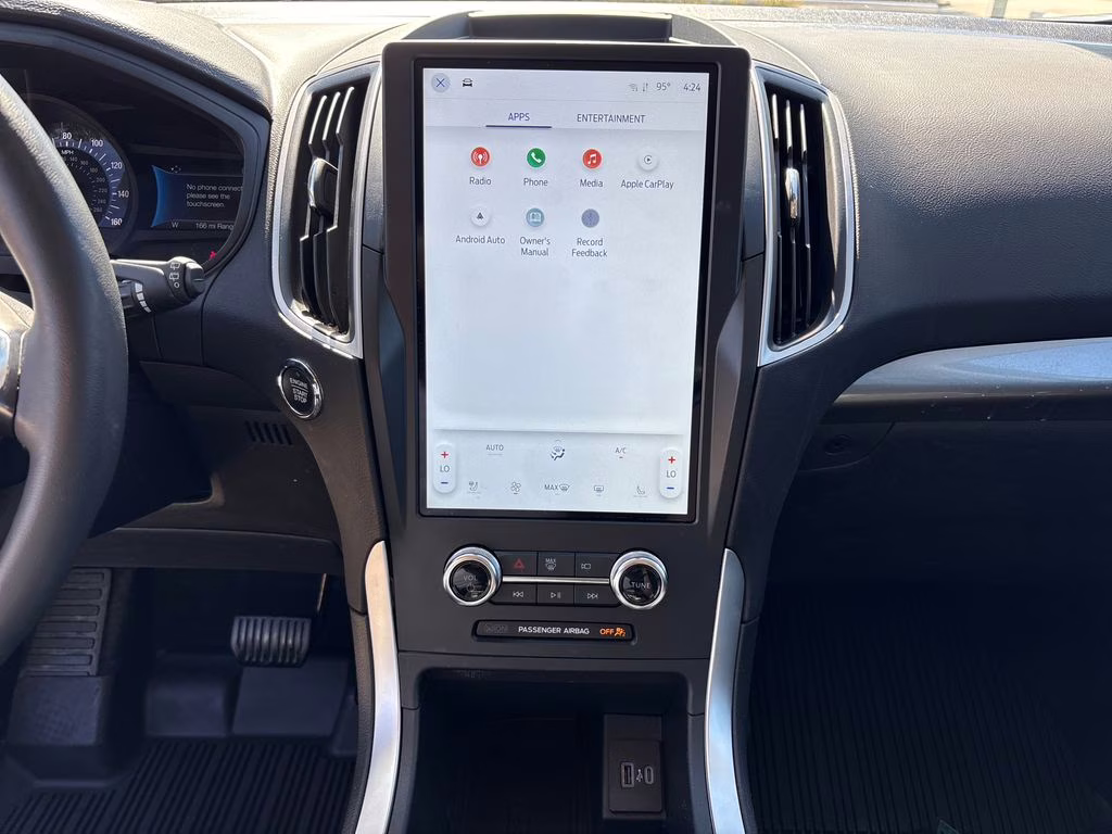 2024 Silver Metallic Ford Edge SEL AWD SUV