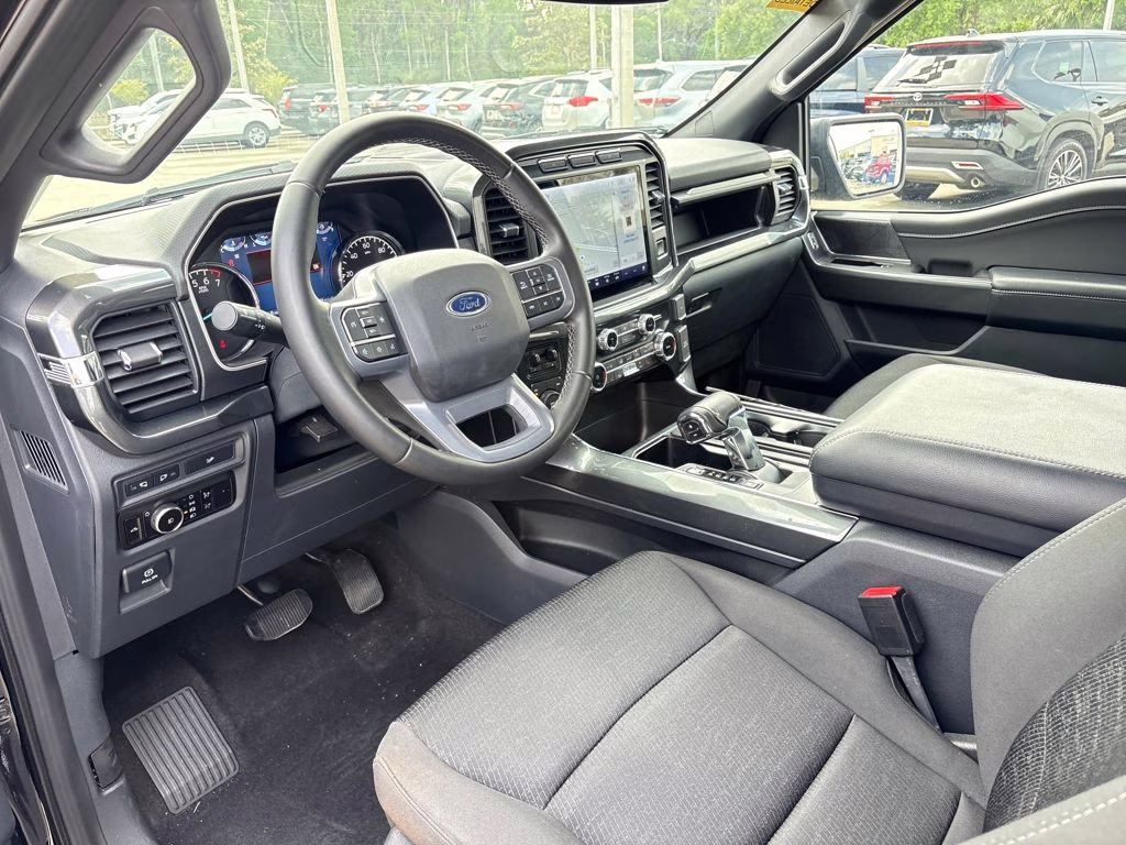 2023 Agate Black Metallic Ford F-150 XLT 4X4 Truck