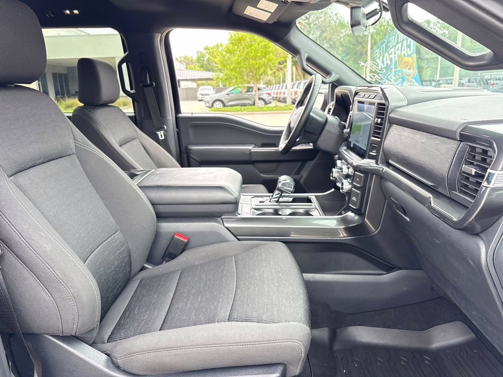 2023 Agate Black Metallic Ford F-150 XLT 4X4 Truck