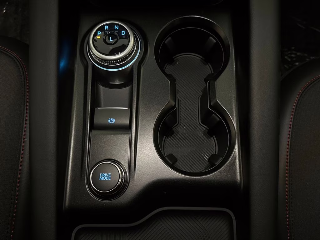 2026 Rapid Red Metallic Tinted Clearcoat Ford Explorer ST-Line RWD SUV