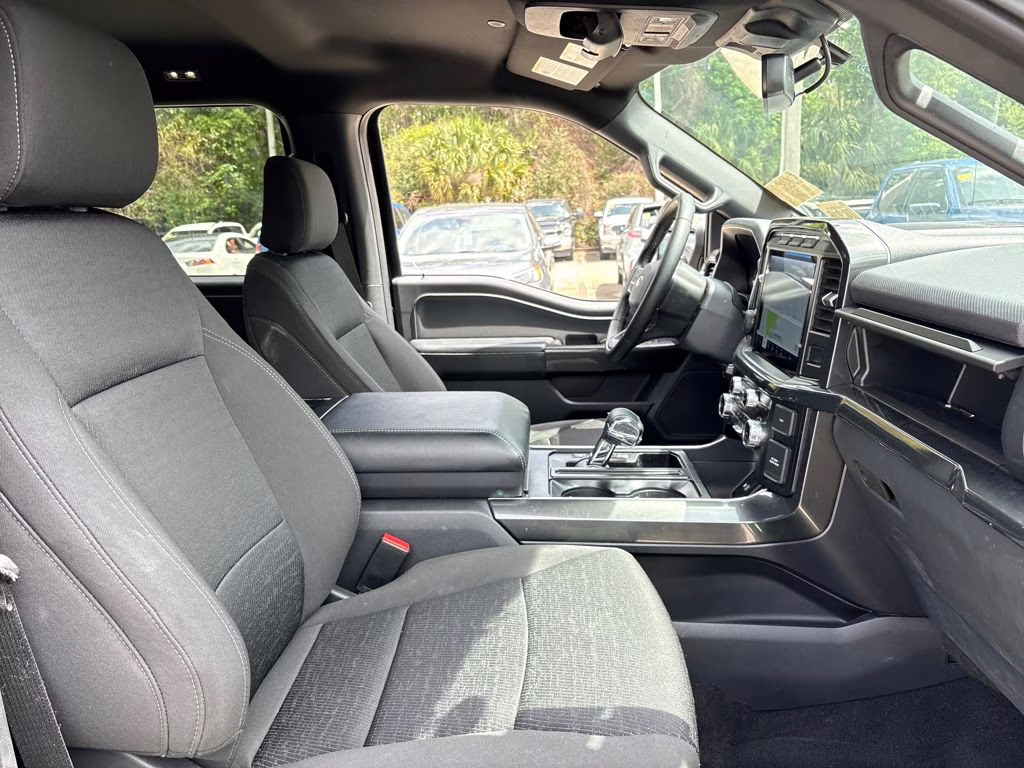 2023 Agate Black Metallic Ford F-150 XLT 4X4 Truck