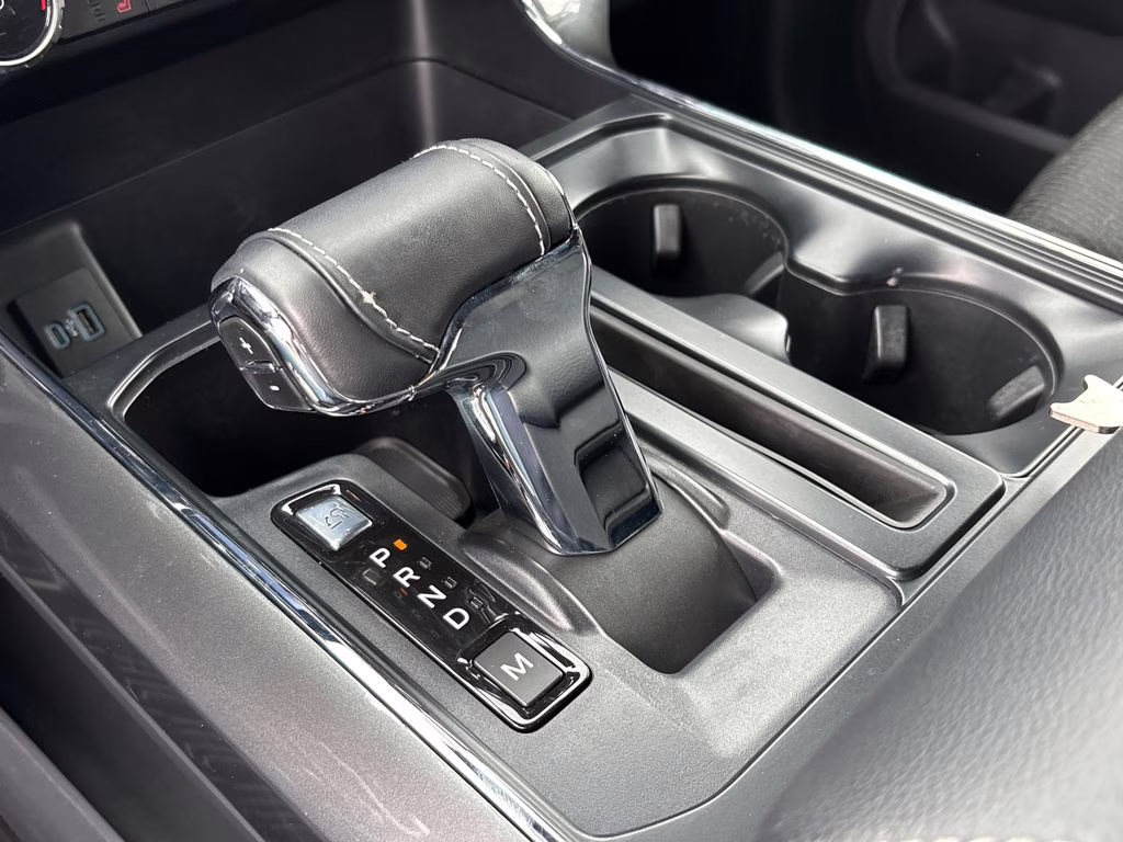 2023 Agate Black Metallic Ford F-150 XLT 4X4 Truck