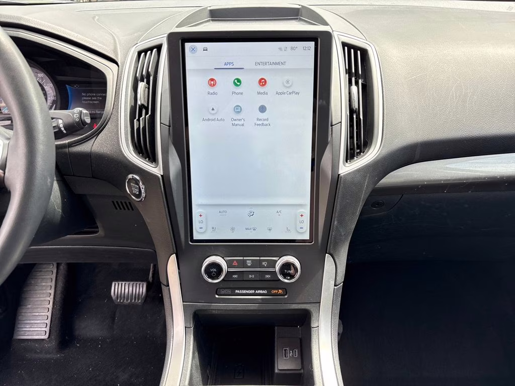 2024 Silver Metallic Ford Edge SEL AWD SUV