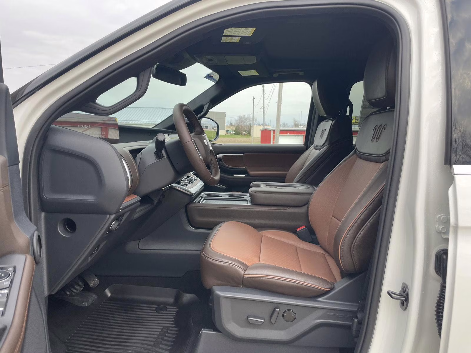 2026 Star White Metallic Tri-Coat Ford Expedition Max King Ranch 4X4 SUV