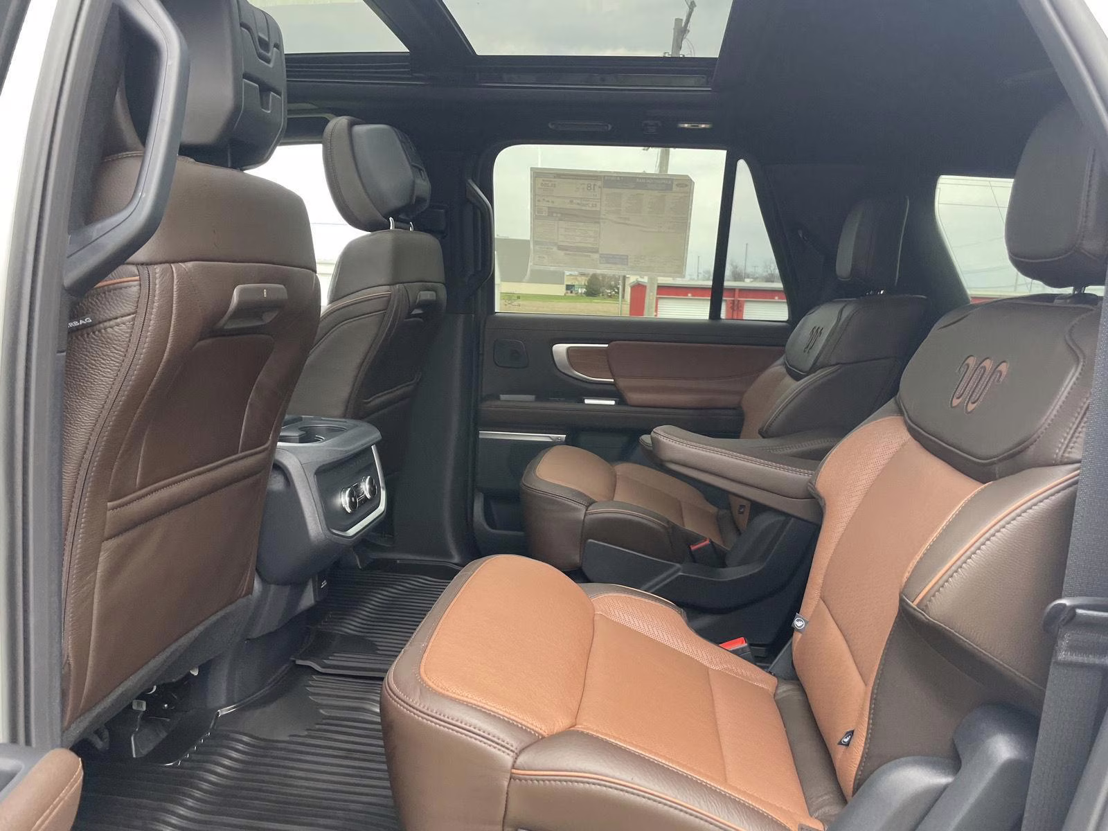 2026 Star White Metallic Tri-Coat Ford Expedition Max King Ranch 4X4 SUV