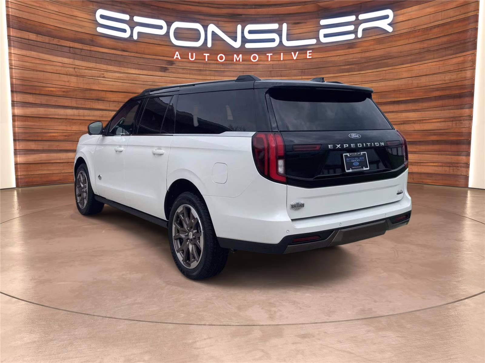 2026 Star White Metallic Tri-Coat Ford Expedition Max King Ranch 4X4 SUV