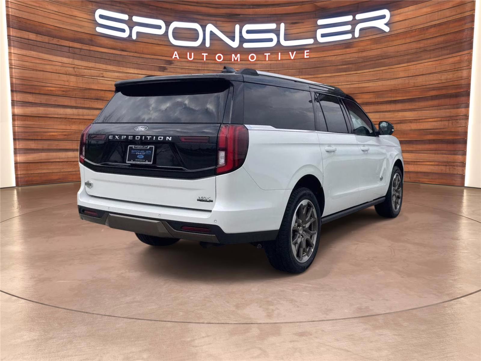 2026 Star White Metallic Tri-Coat Ford Expedition Max King Ranch 4X4 SUV
