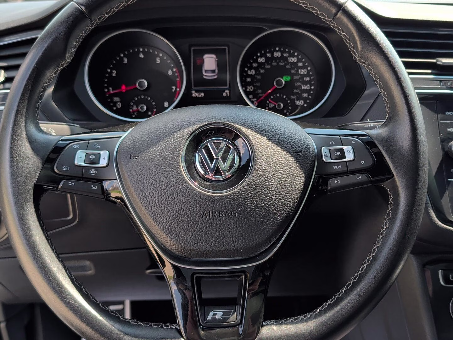 2021 Pure White Volkswagen Tiguan SE R-Line Black FWD SUV