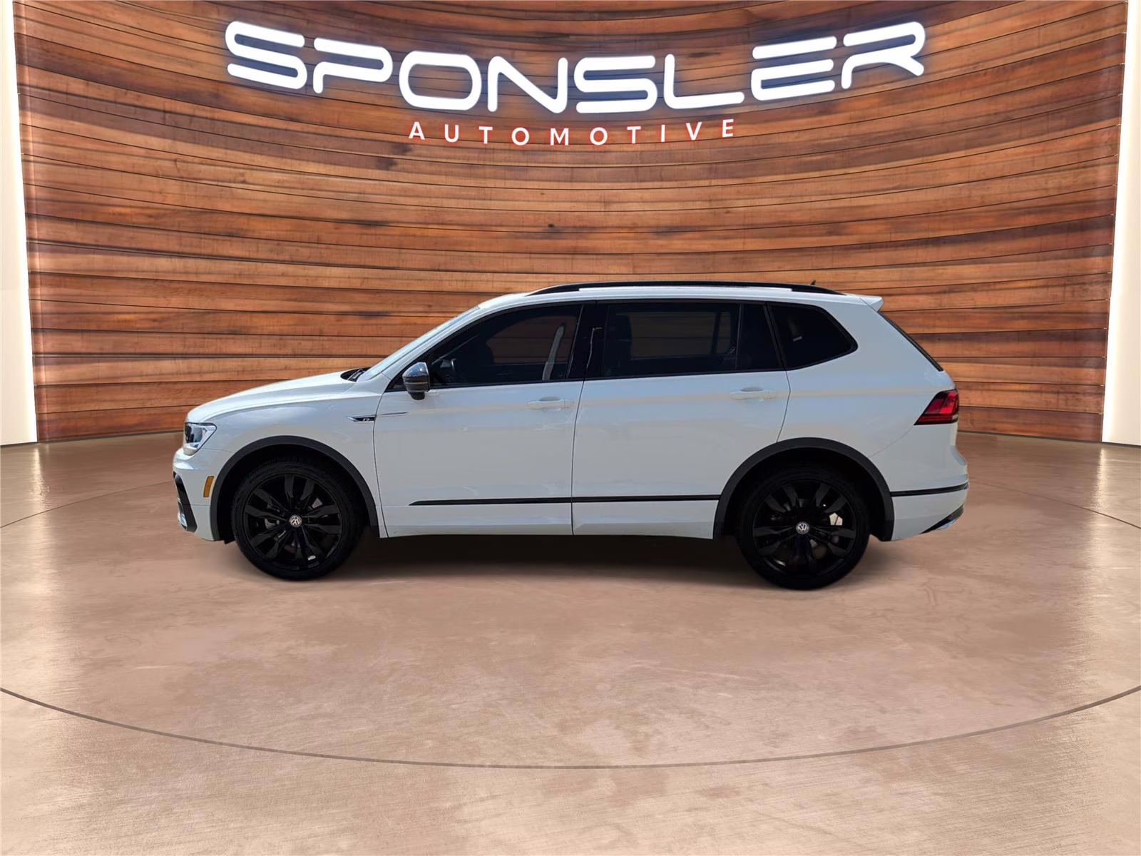 2021 Pure White Volkswagen Tiguan SE R-Line Black FWD SUV