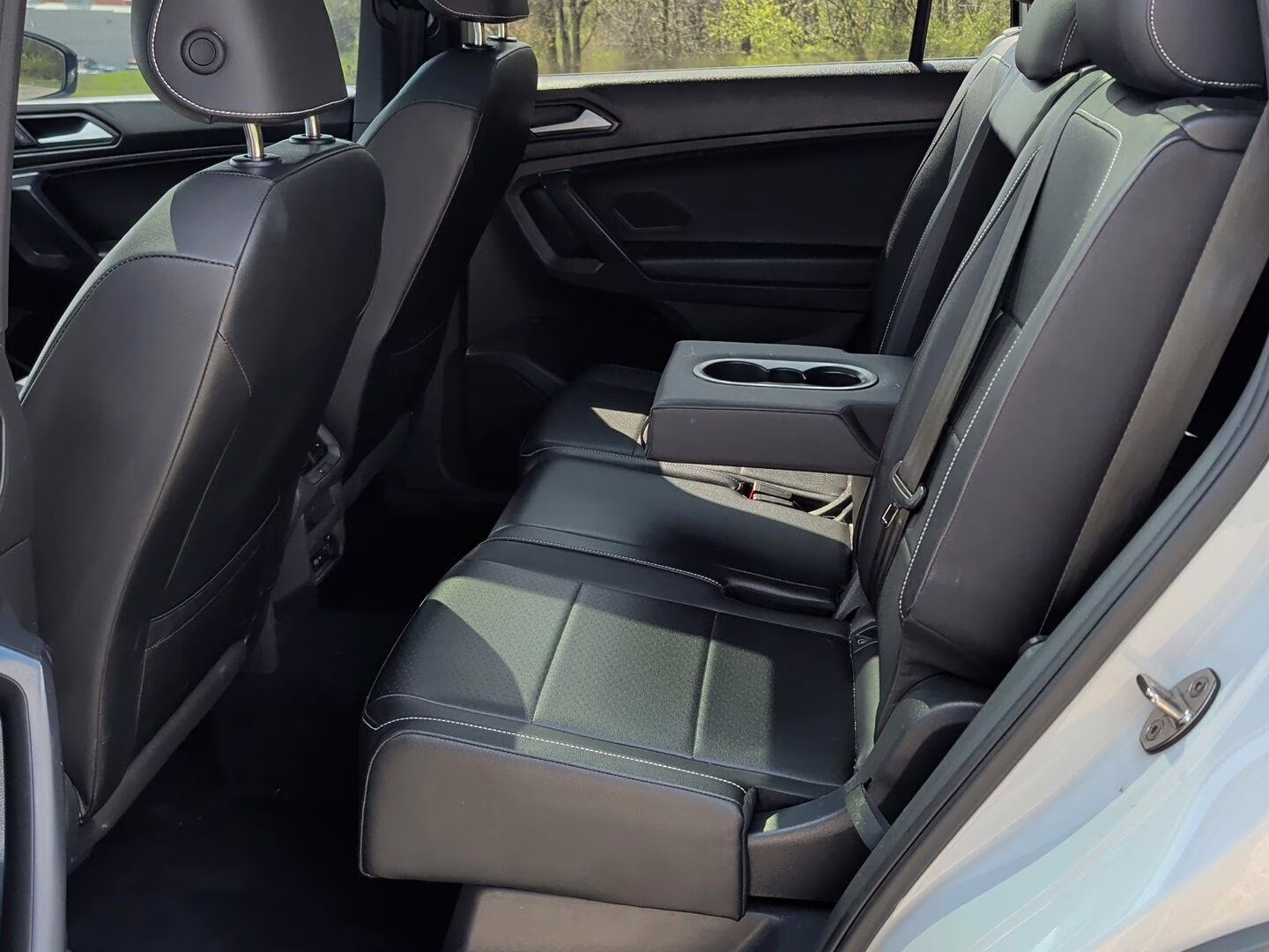 2021 Pure White Volkswagen Tiguan SE R-Line Black FWD SUV