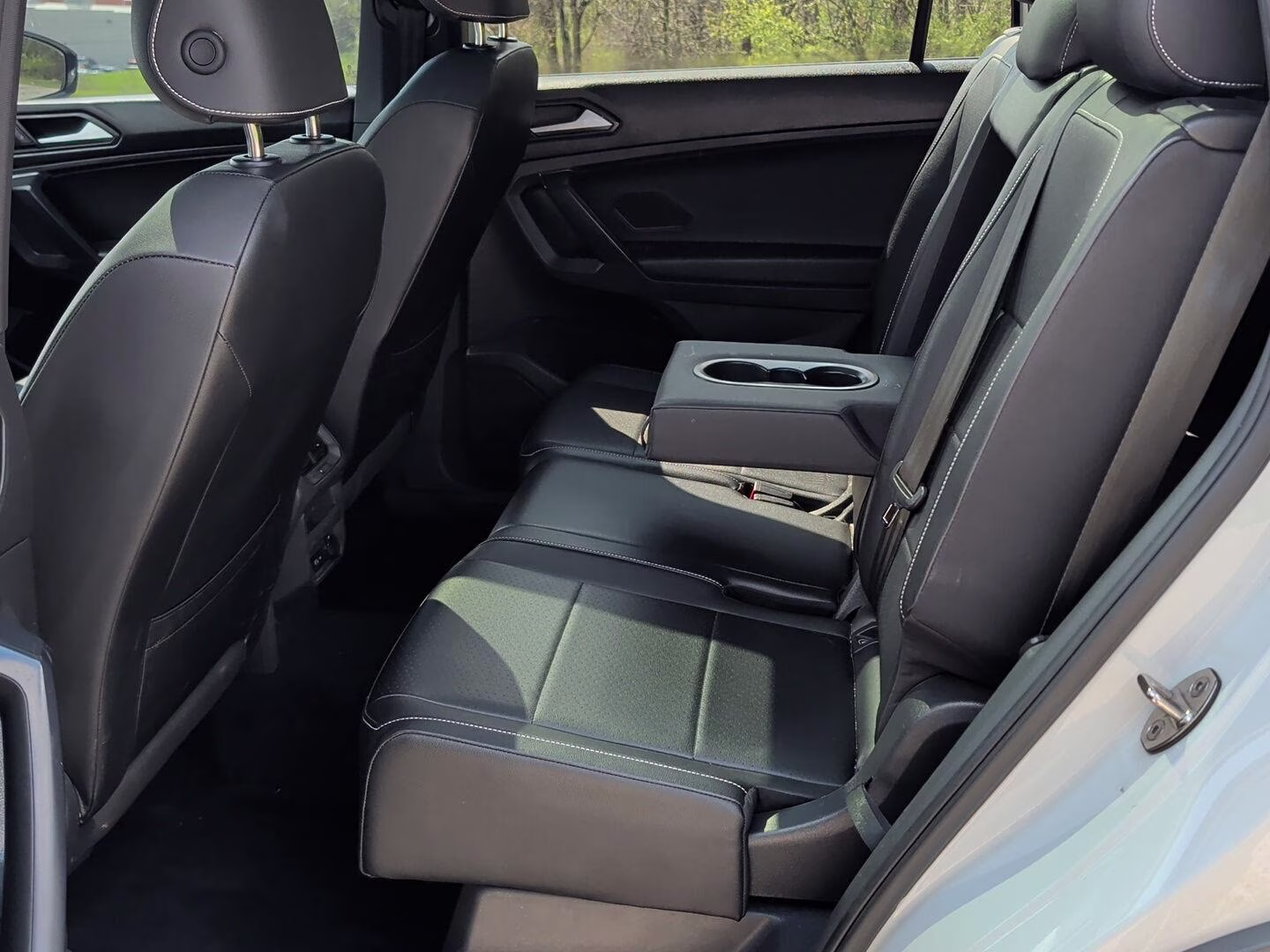 2021 Pure White Volkswagen Tiguan SE R-Line Black FWD SUV