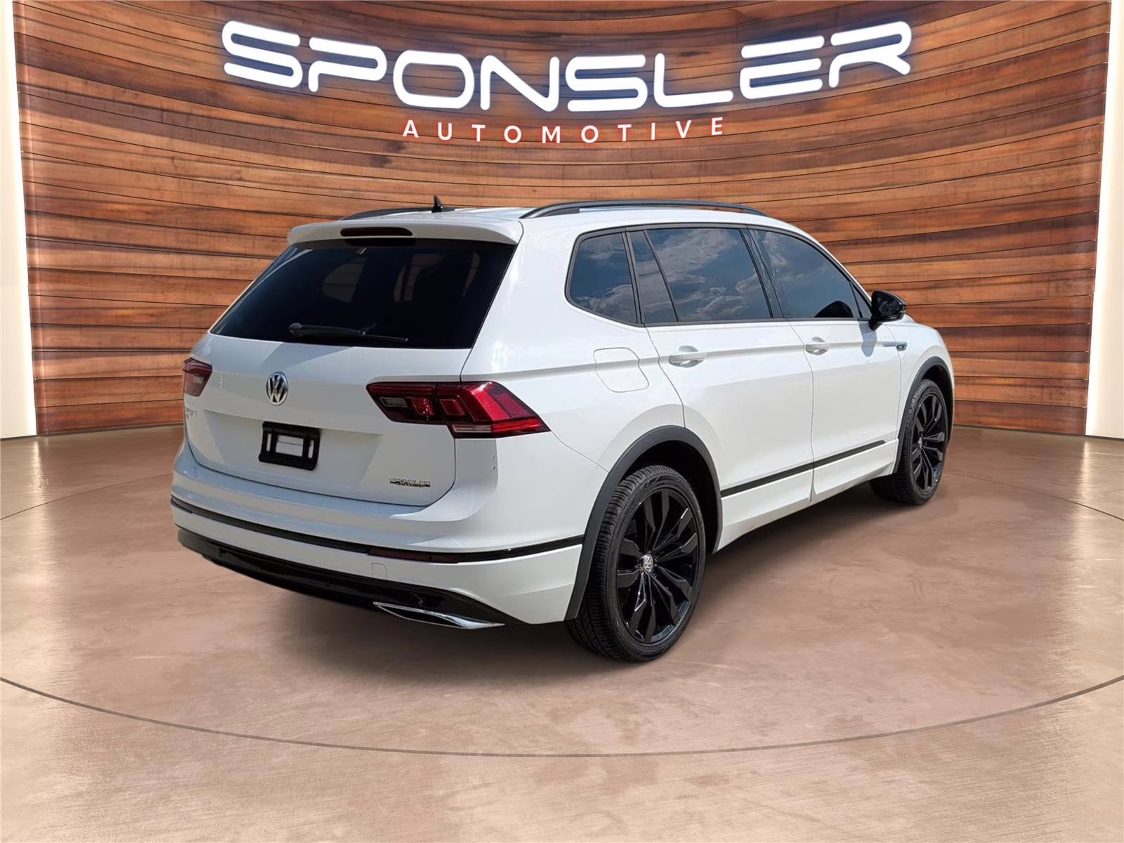 2021 Pure White Volkswagen Tiguan SE R-Line Black FWD SUV