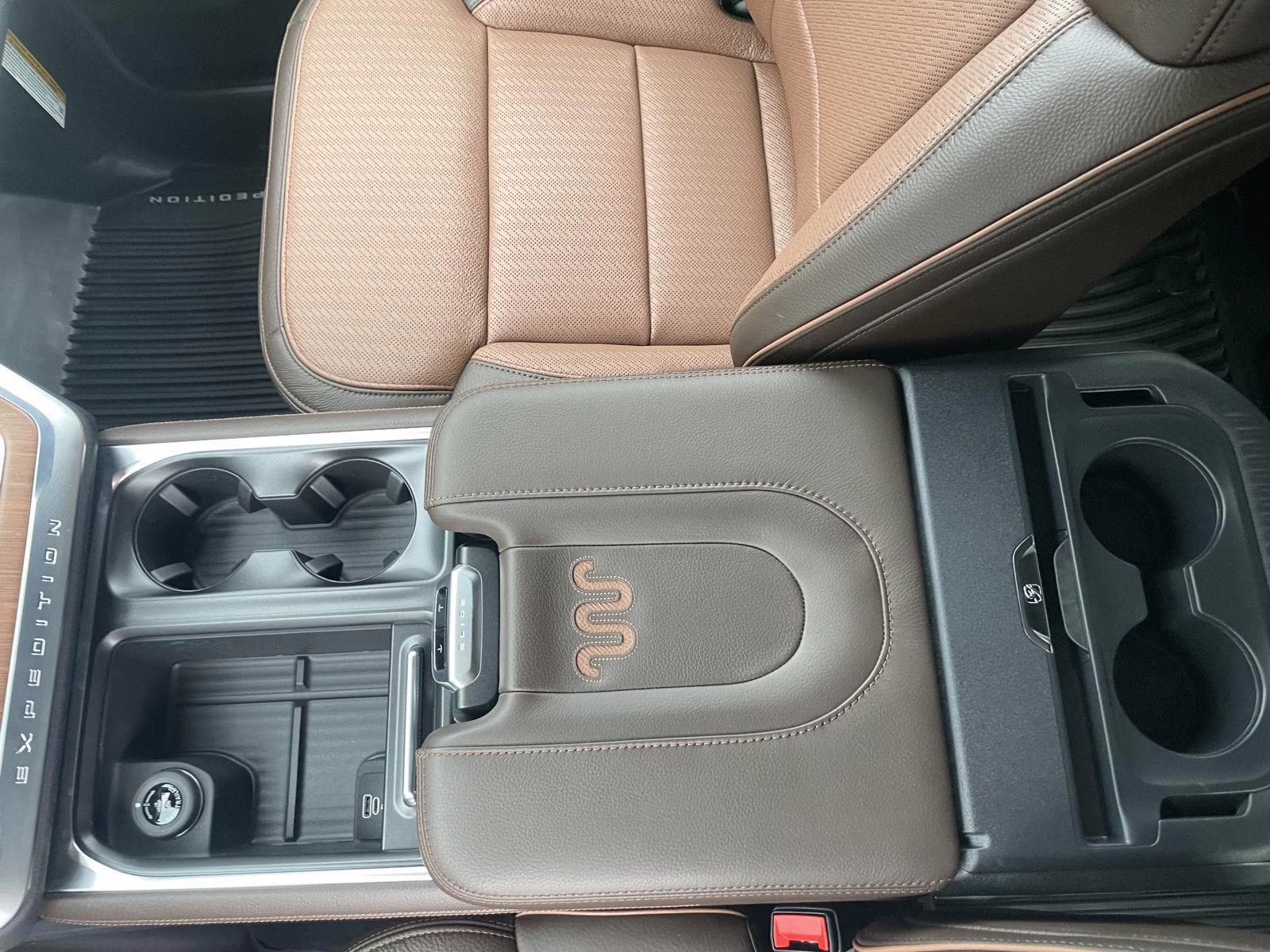 2026 Star White Metallic Tri-Coat Ford Expedition Max King Ranch 4X4 SUV