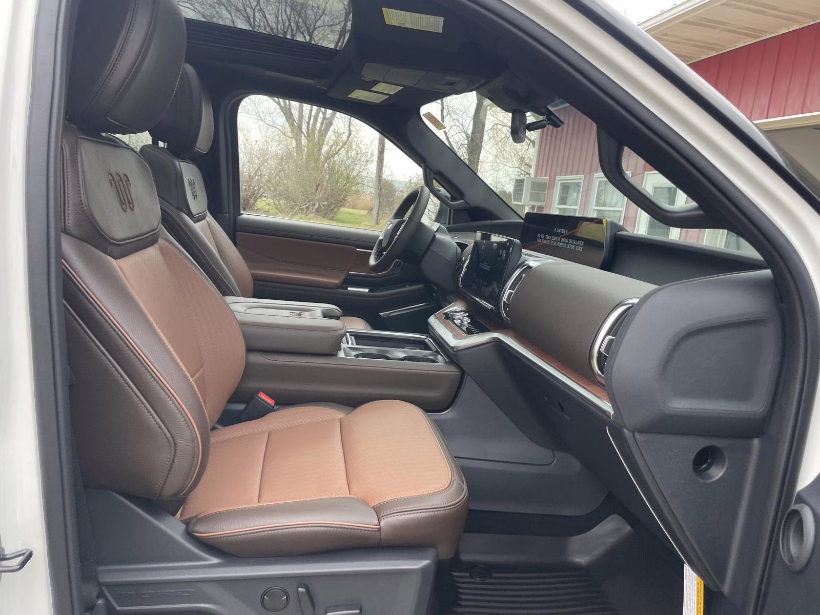 2026 Star White Metallic Tri-Coat Ford Expedition Max King Ranch 4X4 SUV